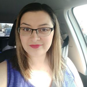 Meet your Posher, April